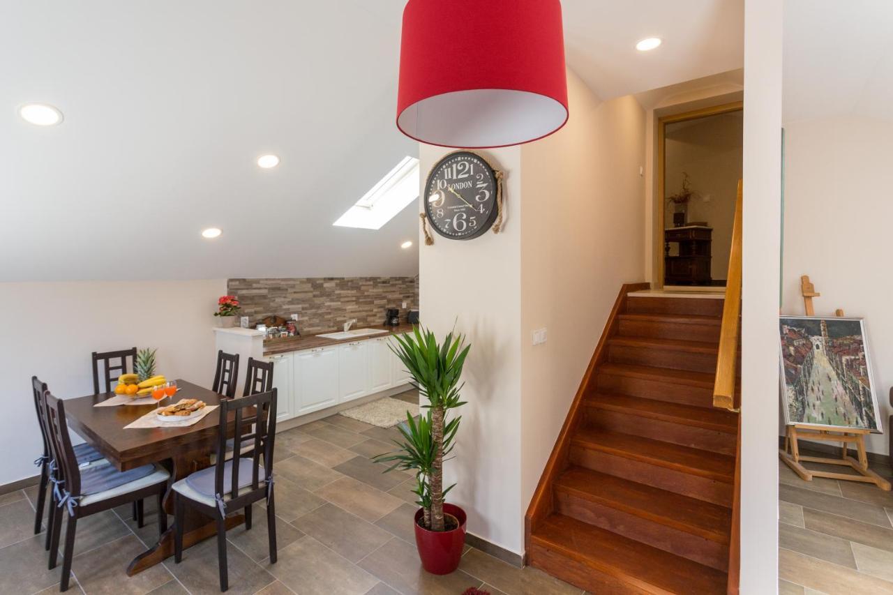 Three Bedroom Spacious Petrunjela Appartement *