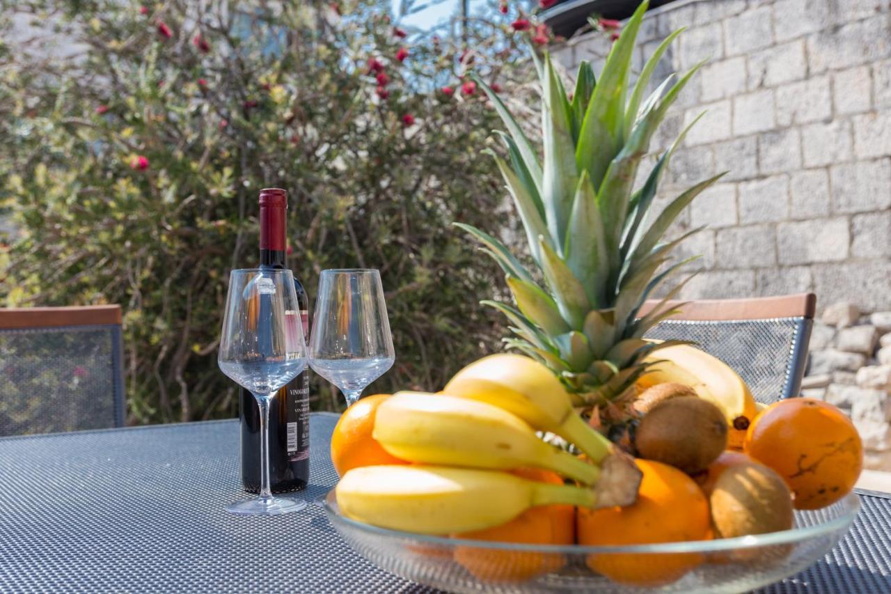 Appartement Three Bedroom Spacious Petrunjela